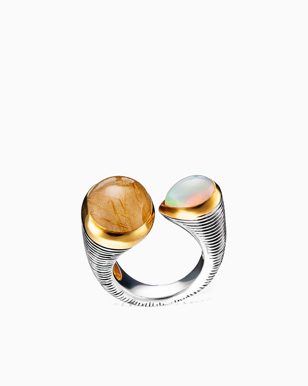 Крупное серебряное кольцо с рутиловым кварцем и каплей опала - фото 1